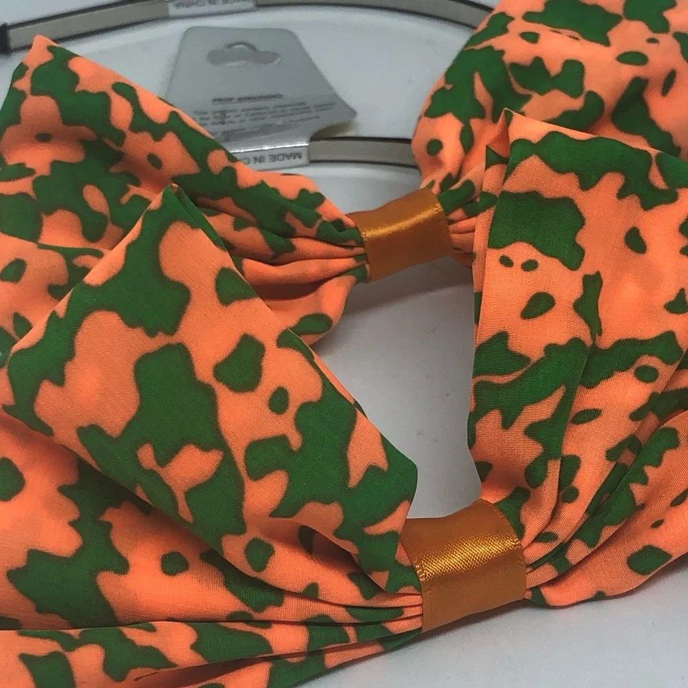 Two Camo Headbands Set of 2 Silky Tied Bows Comfy Flexible Metal Head Ba… - Picture 5 of 5